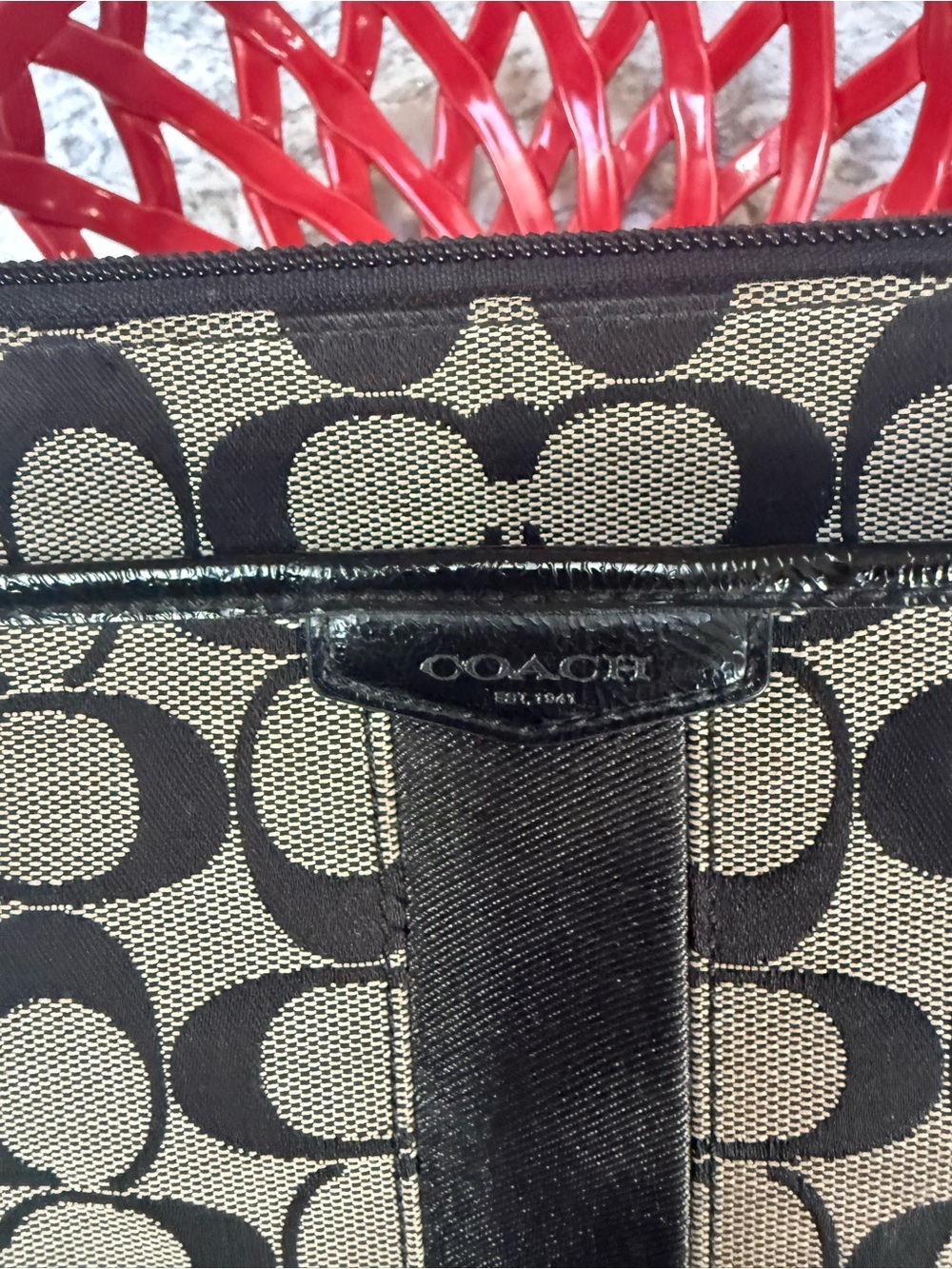 Coach Signature Crossbody - Picture 2 of 11
